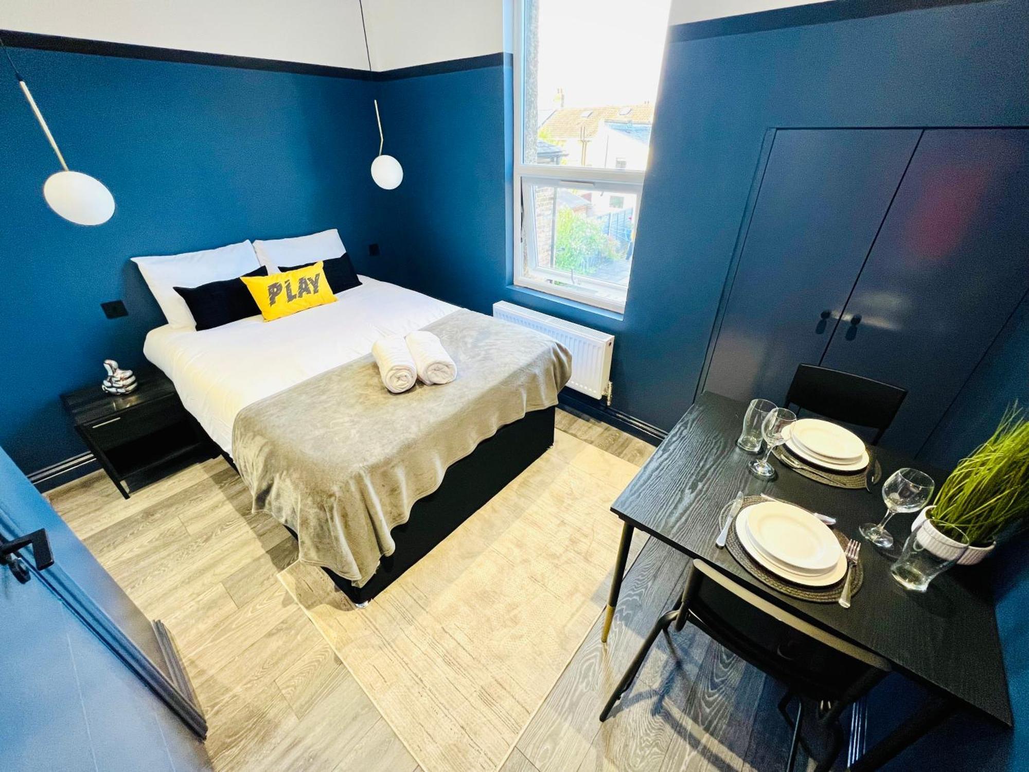 London 61 Central Studio, Ideal For Tourists High Recommend!!! Bagian luar foto