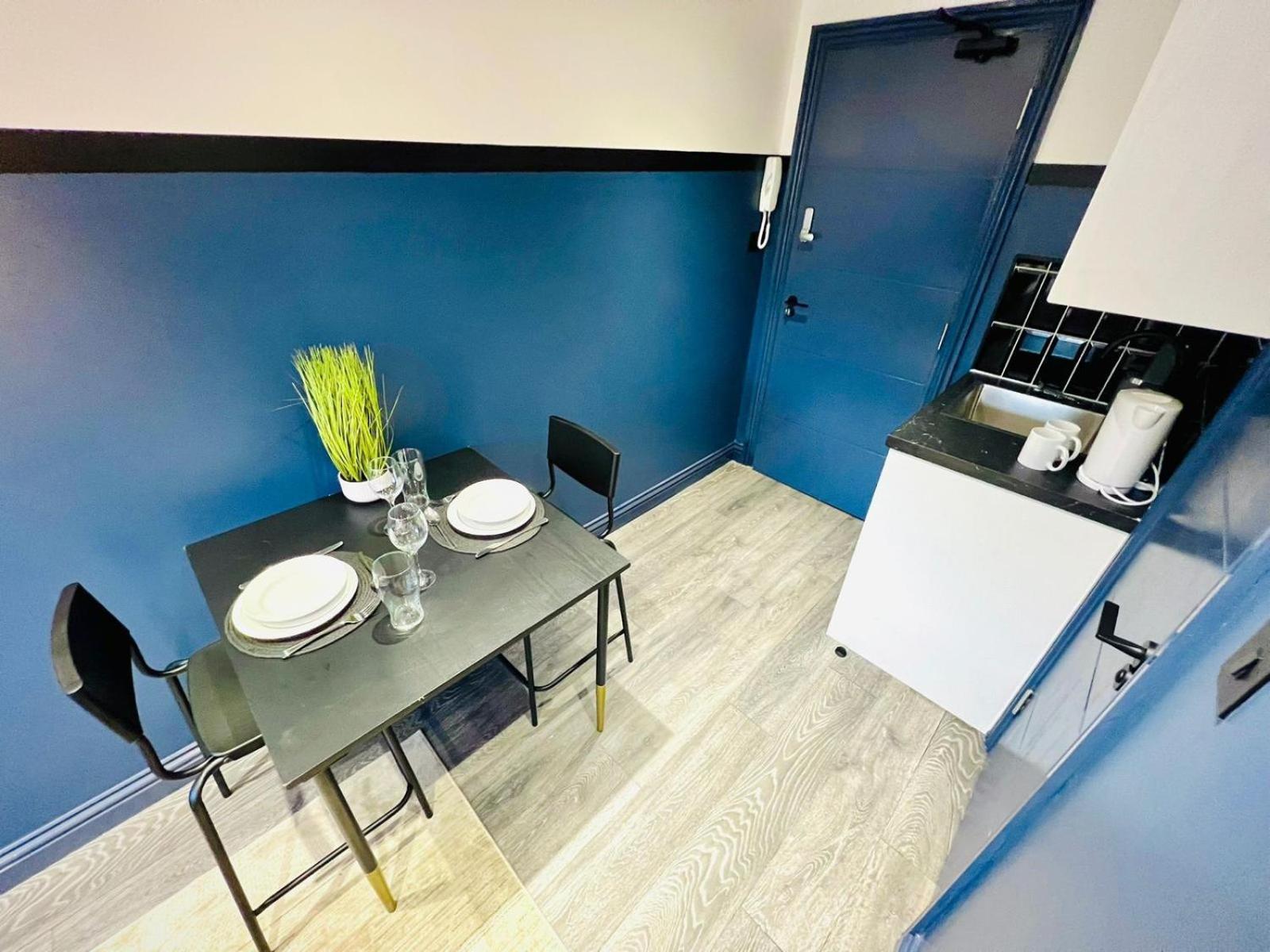 London 61 Central Studio, Ideal For Tourists High Recommend!!! Bagian luar foto